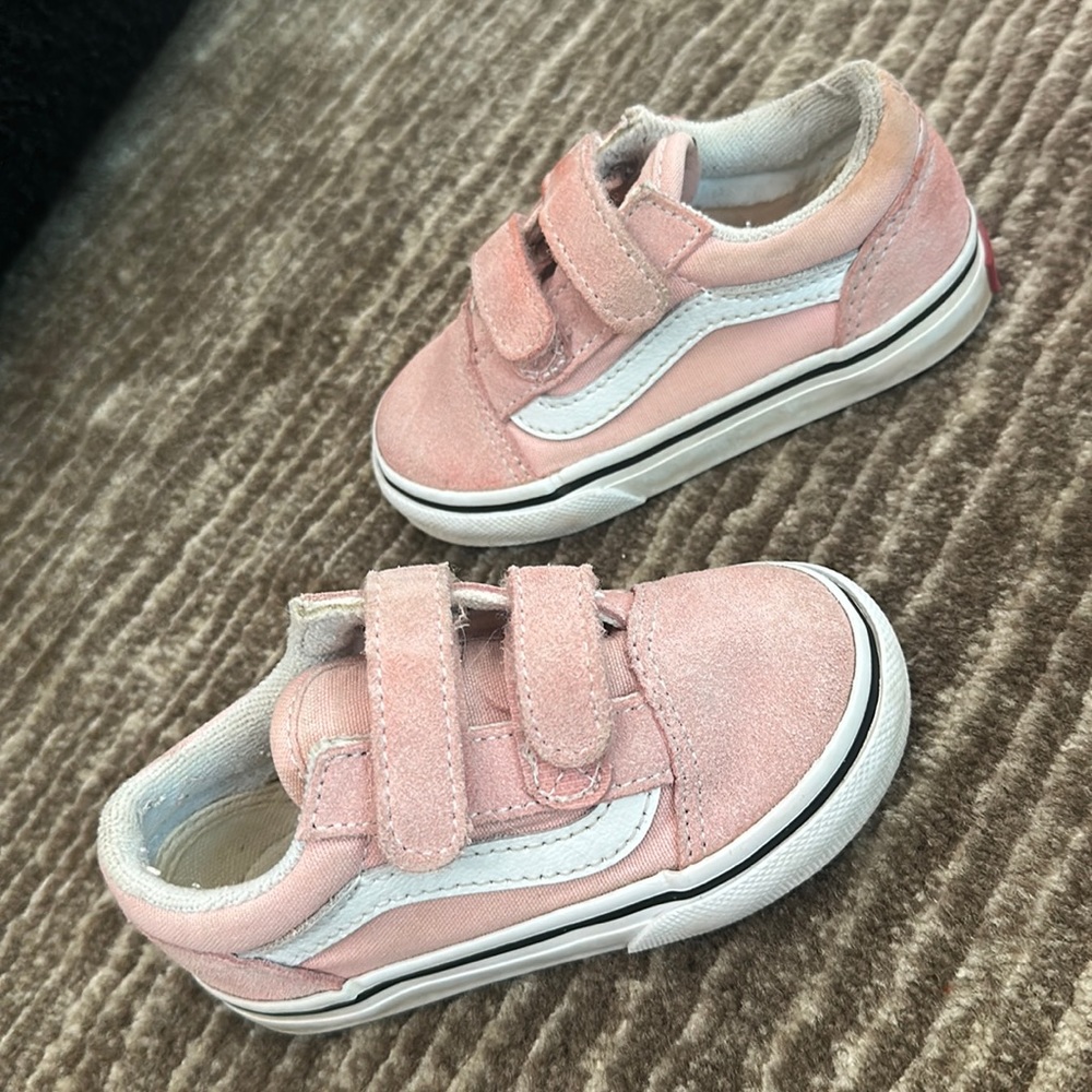 Pink Suede toddler old skool V shoe